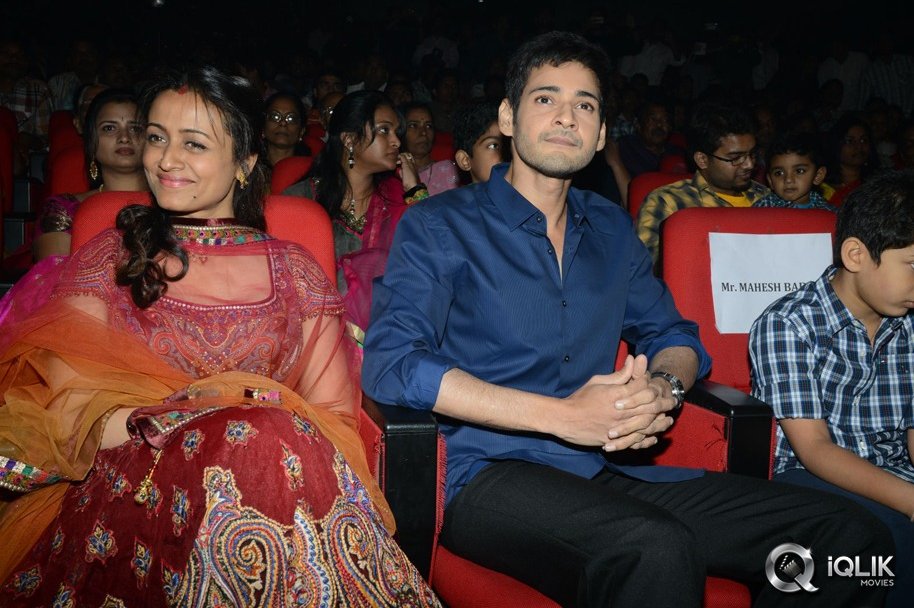 1-Nenokkadine-Movie-Audio-Release